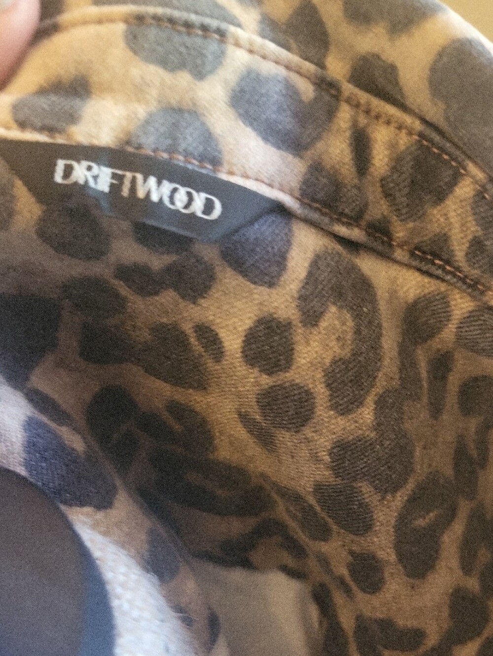 DRIFTWOOD Leopard Print Denim Jacket with Red Rose Embroidery - Picture 5 of 6